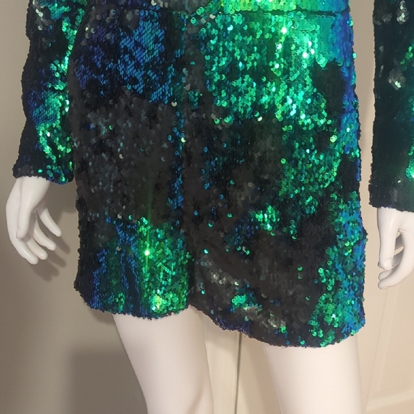 Sequin V-Neck Long Sleeve Romper - Picture 4 of 5